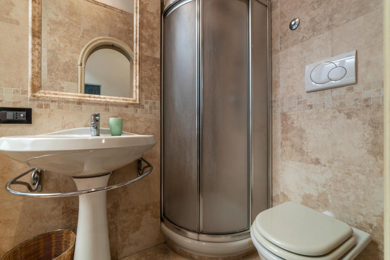 Piazza Di Spagna Elegant Apartment Рим Екстериор снимка