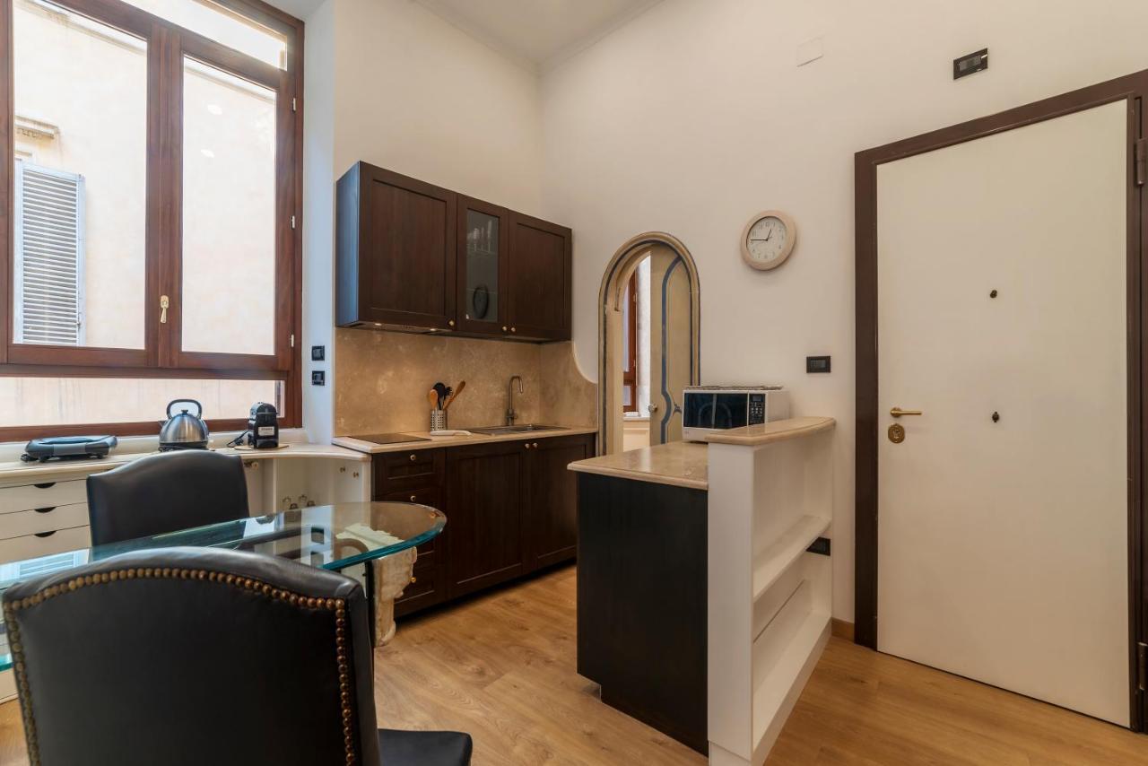 Piazza Di Spagna Elegant Apartment Рим Екстериор снимка